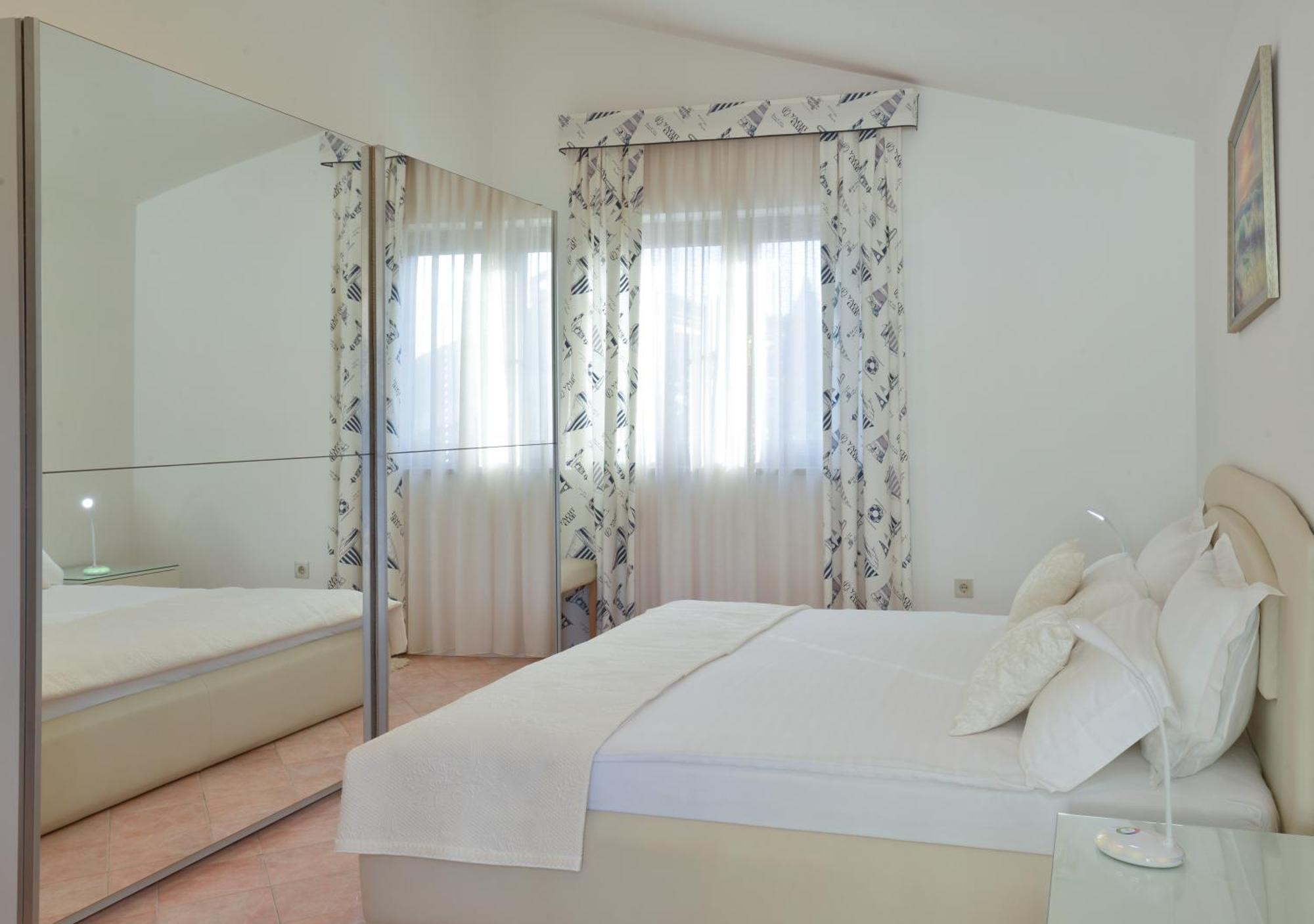 Apartments Villa Rosi Umago Camera foto